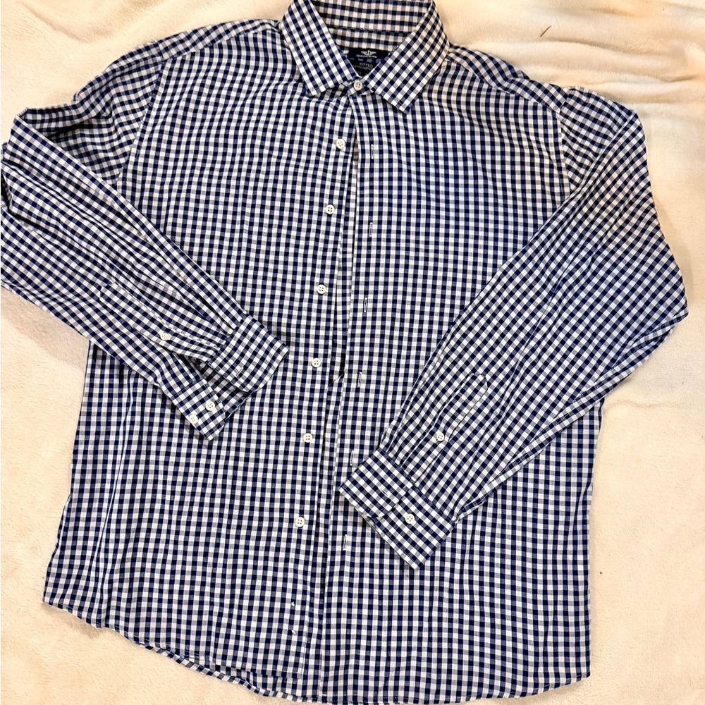 Dockers Navy and White Checkered Button Down Shirt